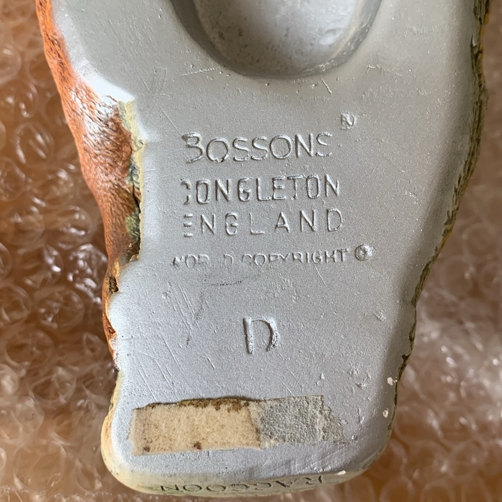 Vintage Bossons Chalkware Raccoon on Tree Limb - Picture 7 of 11